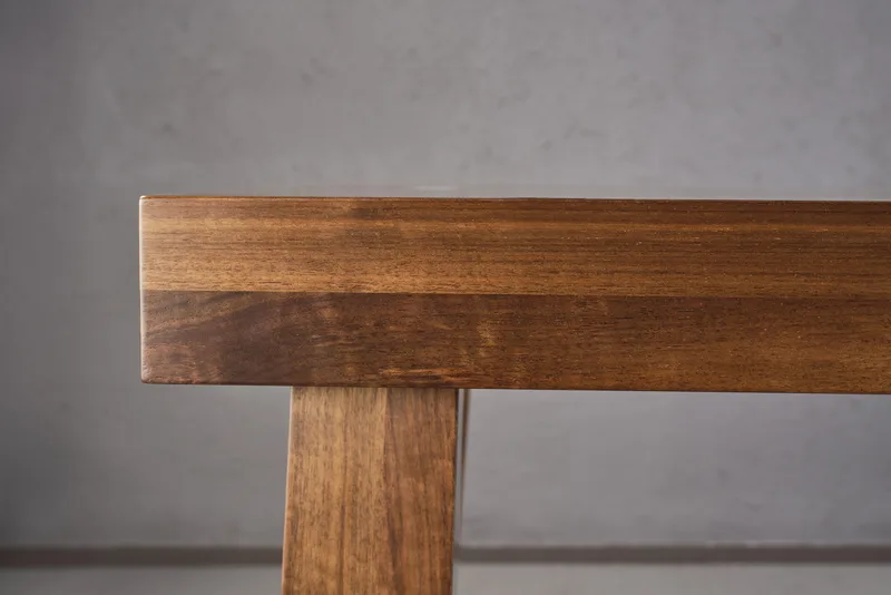 Eternus Table — 2