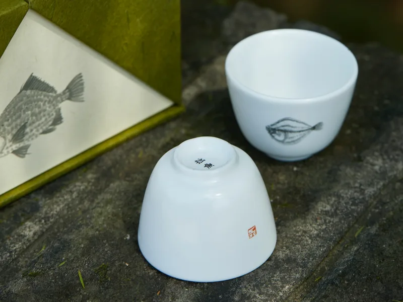 Four Classic Jingdezhen Porcelain Cups Set — 4