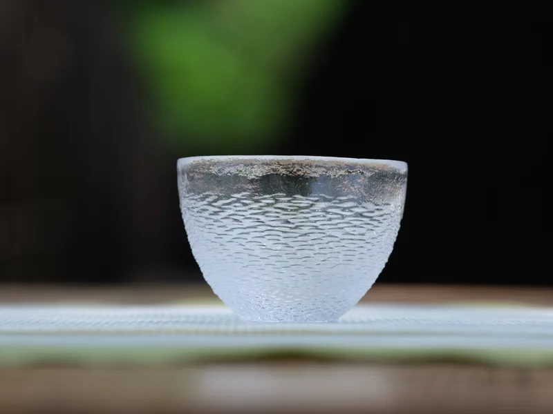 Ice Ripple Clear Rim Teacup — 2
