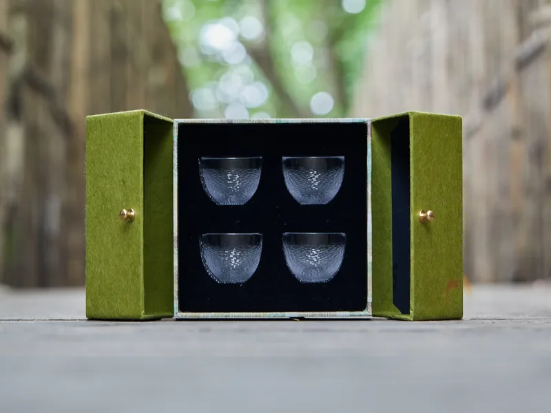 Ice Ripple Clear Rim Teacup Set — 4